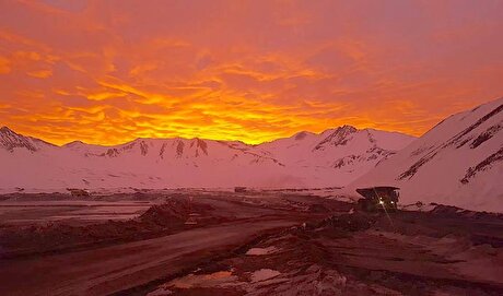 Chile to lift copper output 6% in next decade, with peak in 2027