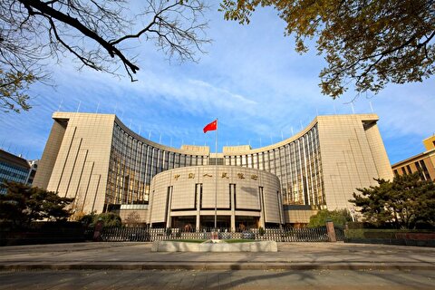China keeps adding gold to reserves as challenges stack up