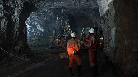 Mali’s industrial gold output down 32% on Barrick suspension, document says