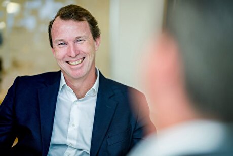 Gold CEO ousted over mystery payments returns to African mining