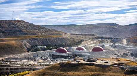Teck Resources beats quarterly profit on higher copper prices, output