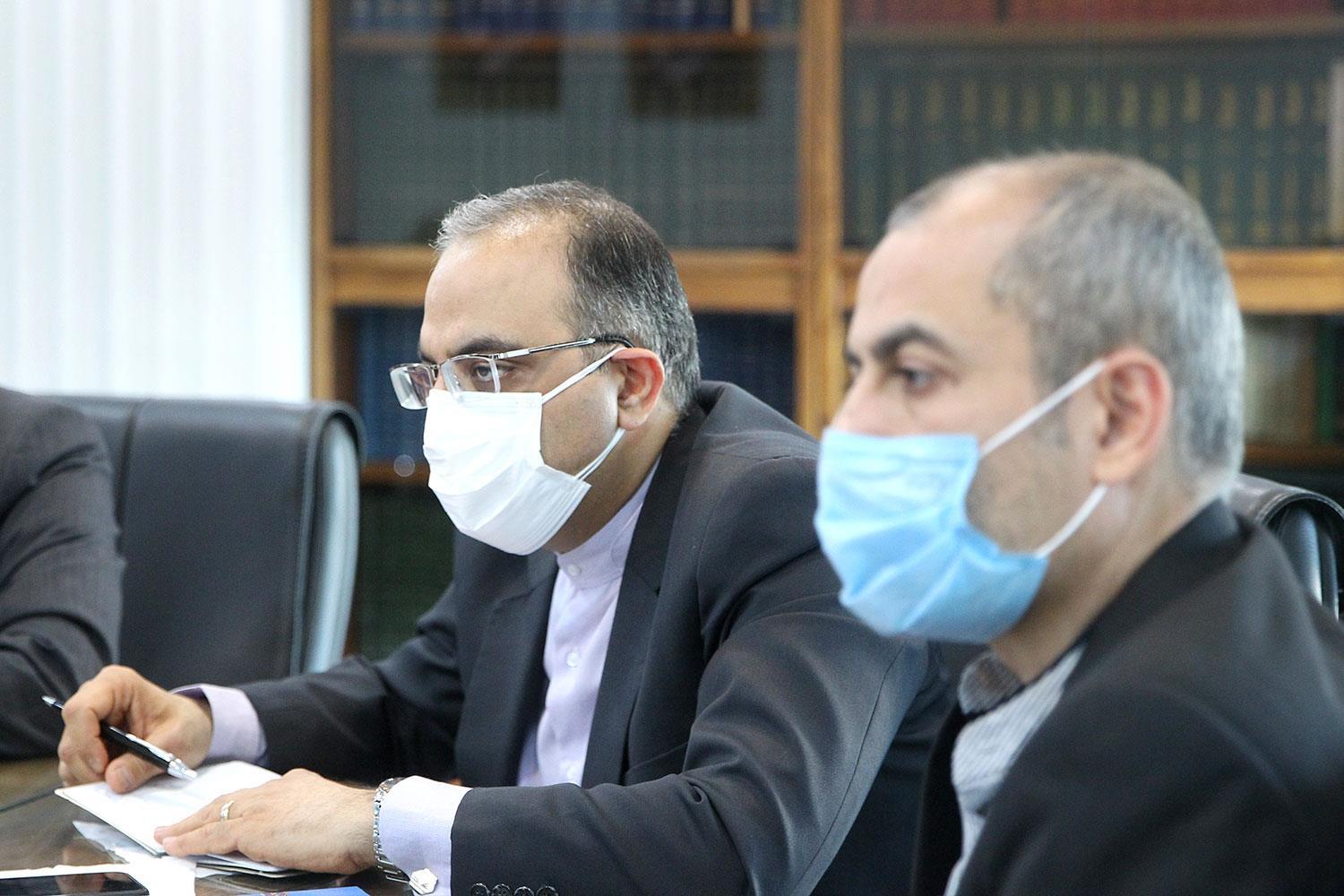 عدم اجرای قانون یکی از موانع گسترش صنایع کوچک/مجلس وظیفه نظارتی خود را انجام می‌دهد