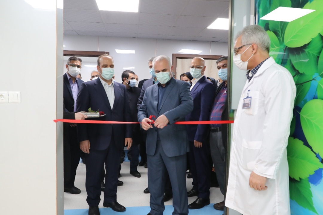 تقدیر عضو هیات عامل و معاونت انسانی بانک از مدافعان سلامت بیمارستان بانک ملی ایران تقدیر عضو هیات عامل و معاونت انسانی بانک از مدافعان سلامت بیمارستان بانک ملی ایران