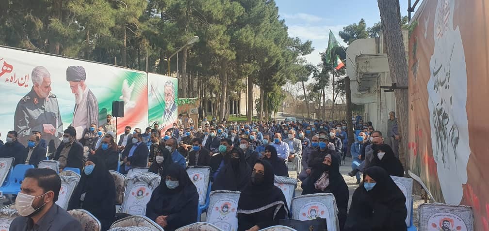 تولید ۱ میلیون و ۳۳۰ هزار تن محصول در سال جهش تولید/ سیمان داراب رکورد تولید و تحویل ۱۰ ساله خود را جابه جا کرد