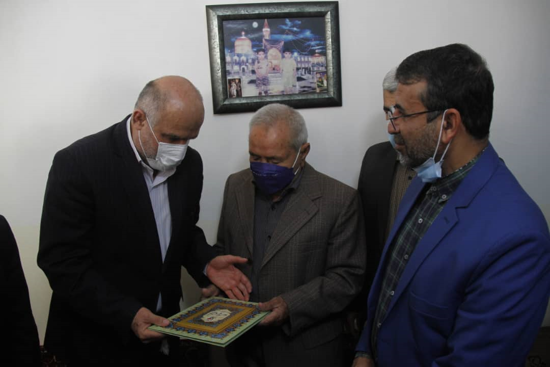 افتتاح گازرسانی به ۹ روستا و ۱۳ واحد صنعتی در دشتستان/ استاندار بوشهر: راه آهن با جدیت در دست پیگیری است