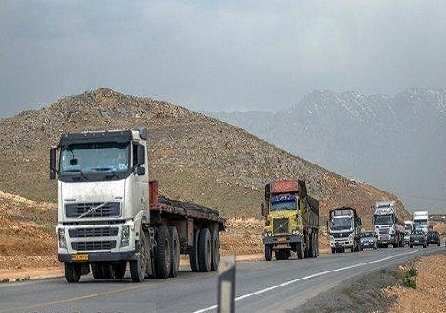 فرسودگی ناوگان حمل و نقل و انتظار برای ترخیص کامیون&zwnj;های مانده در گمرک
