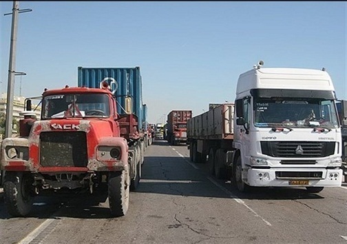 فرسودگی ناوگان حمل و نقل و انتظار برای ترخیص کامیون&zwnj;های مانده در گمرک