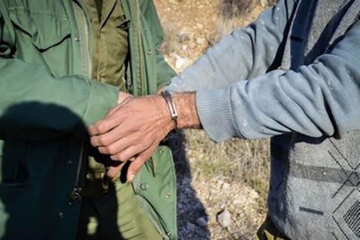 ۲ کارگر آلومینای جاجرم به اتهام شکار بزغاله وحشی دستگیر شدند
