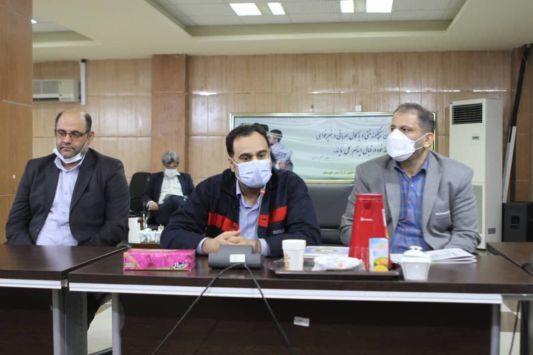 با مشارکت فولاد اکسین آیین اهدا تعدادی کولر گازی به نیازمندان تحت پوشش کمیته امداد خوزستان برگزار شد