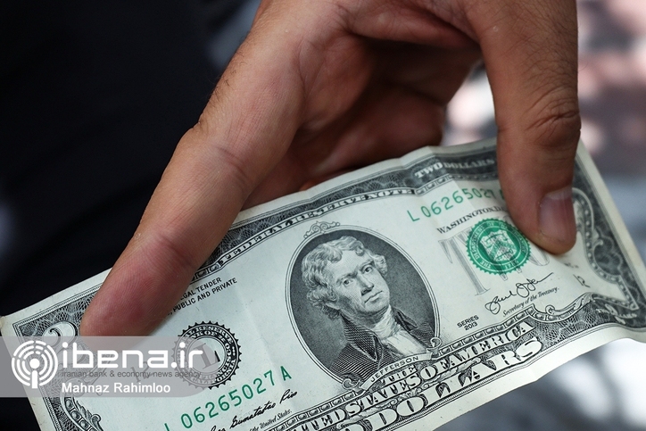 قیمت دلار و یورو؛ امروز ۲۶ بهمن ۱۴۰۱