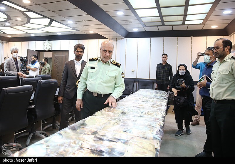 ۱۳ سارق صندوق امانات بانک ملی دستگیر شدند/ بازداشت برخی سارقان در ترکیه/ اکثر اموال صندوق‌ها بازگردانده شد + فیلم و عکس