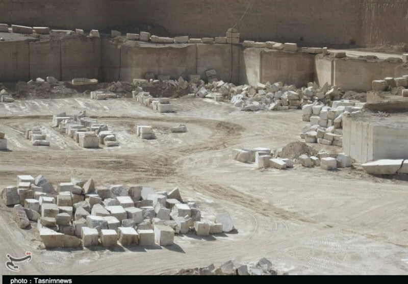 سنگ و معدن ظرفیتی مغفول برای اشتغال پایدار در لرستان/ ذخایر زیرزمینی گنجی پنهان برای آبادانی استان