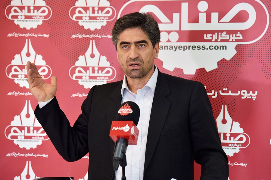 چرا مدیران شرکت ملی مس ۹۰ درصد از مس کاتد تولید شده در کشور را علیرغم نیاز داخلی صادر می‌کنند؟/ چرا مدیران شرکت ملی مس طرح‌های توسعه‌ای و صنایع پایین دستی را اجرایی نمی‌کنند؟