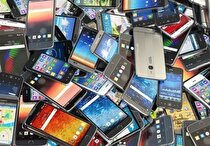 ثبت سفارش موبایل بیش از ۶۰۰ دلار درصورت تامین ارز از محل صادرات فرد؛ شرطی که به قاچاق دامن می‌زند