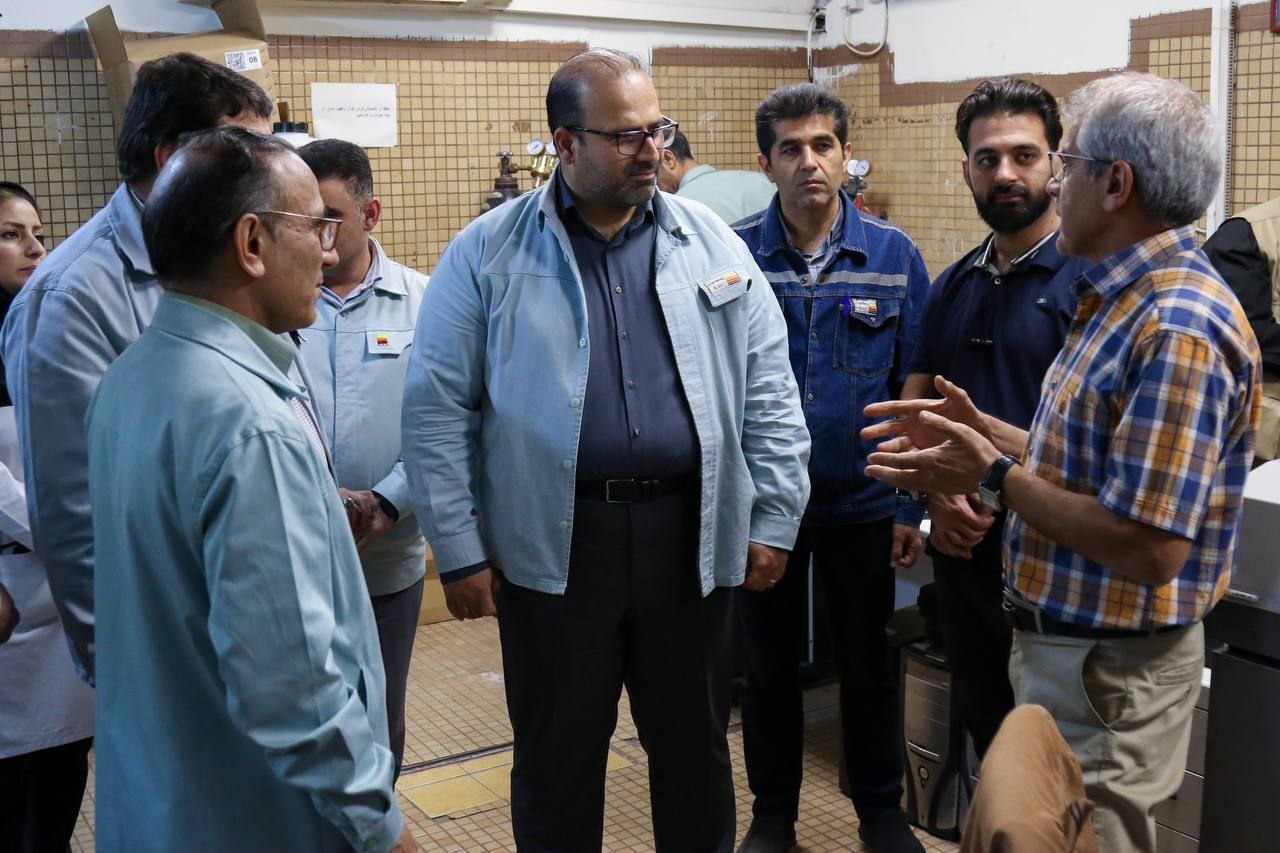 دستگاه اندازه&zwnj;گیری میزان آهن کل و فلزی در آهن اسفنجی در فولاد خوزستان ساخته شد