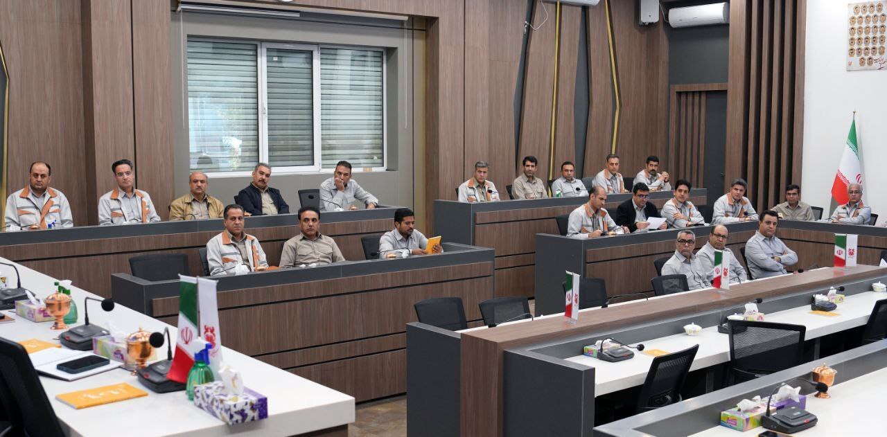 نخستین جلسه تولید در مجتمع مس سرچشمه رفسنجان در سال جدید برگزار شد