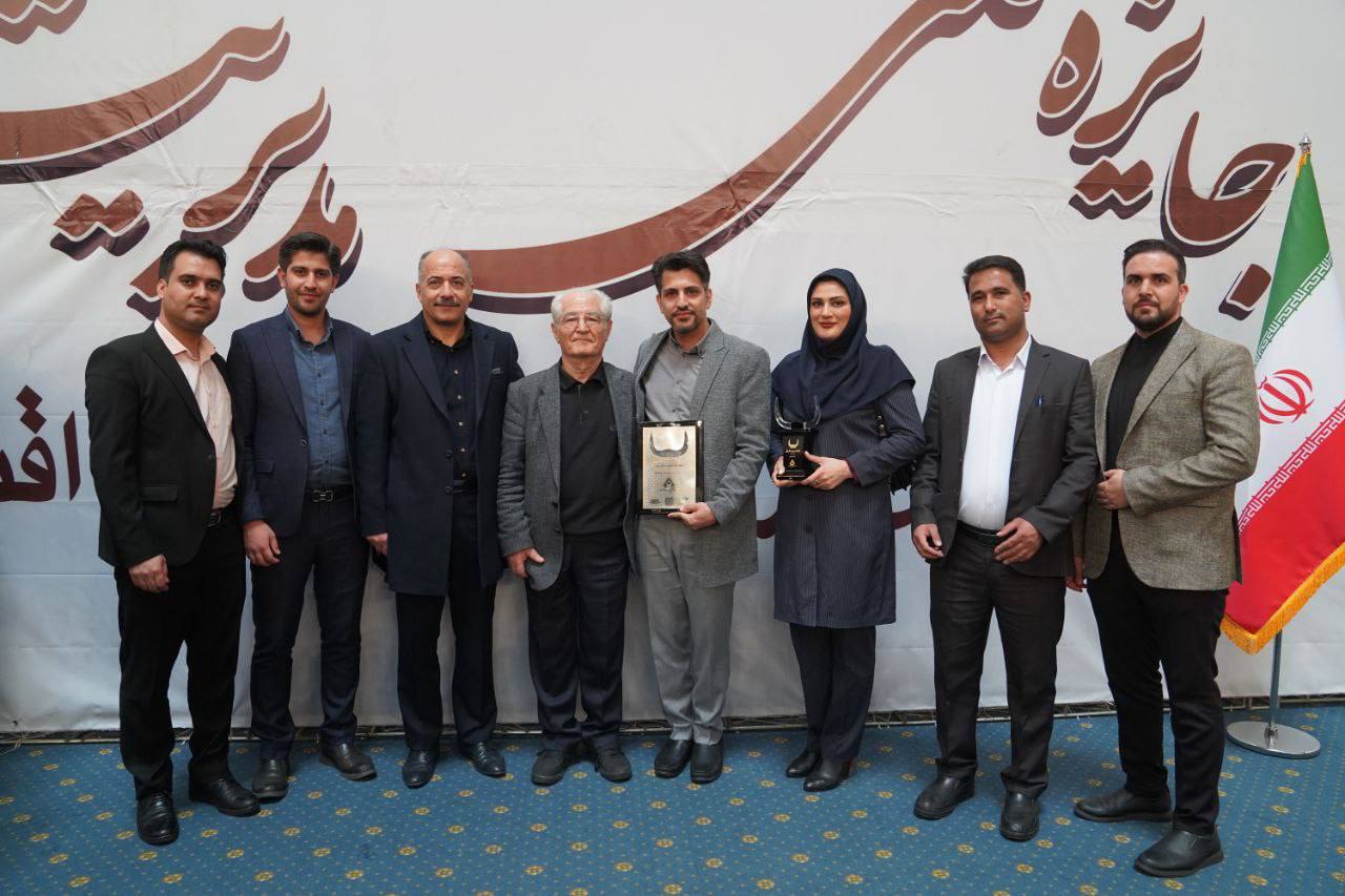 سیمیدکو برنده چهاردهمین دوره جایزه مدیریت مالی ایران در سطح تندیس بلورین شد