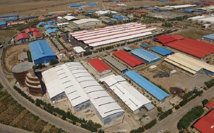 مجموع ذخیره قطعی معادن سقز ۶۰ میلیون تن است