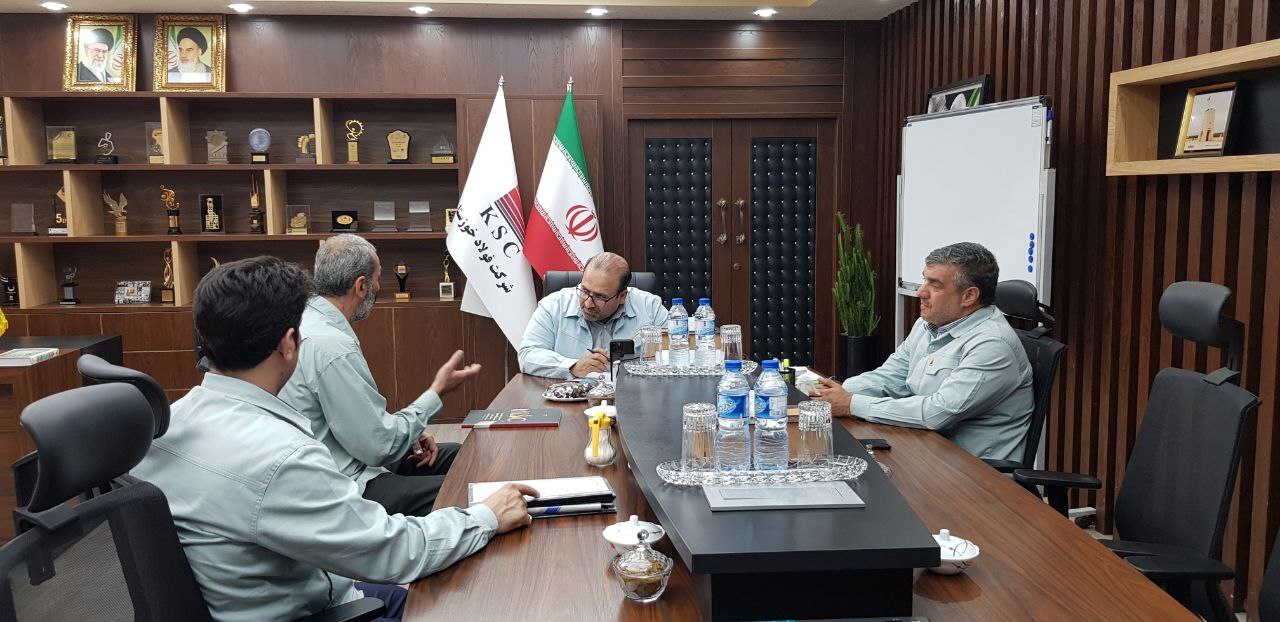 دیدار مدیرعامل با کارکنان شرکت فولاد خوزستان