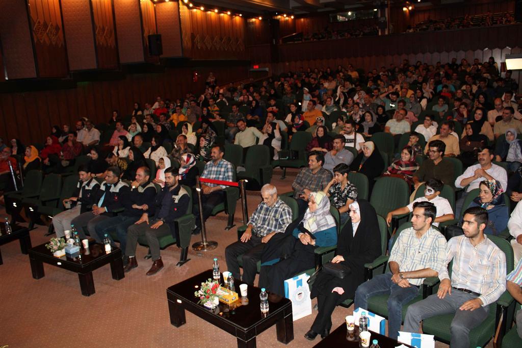 برگزاری نهمین برنامه بازدید خانواده‌های کارکنان از ذوب آهن اصفهان