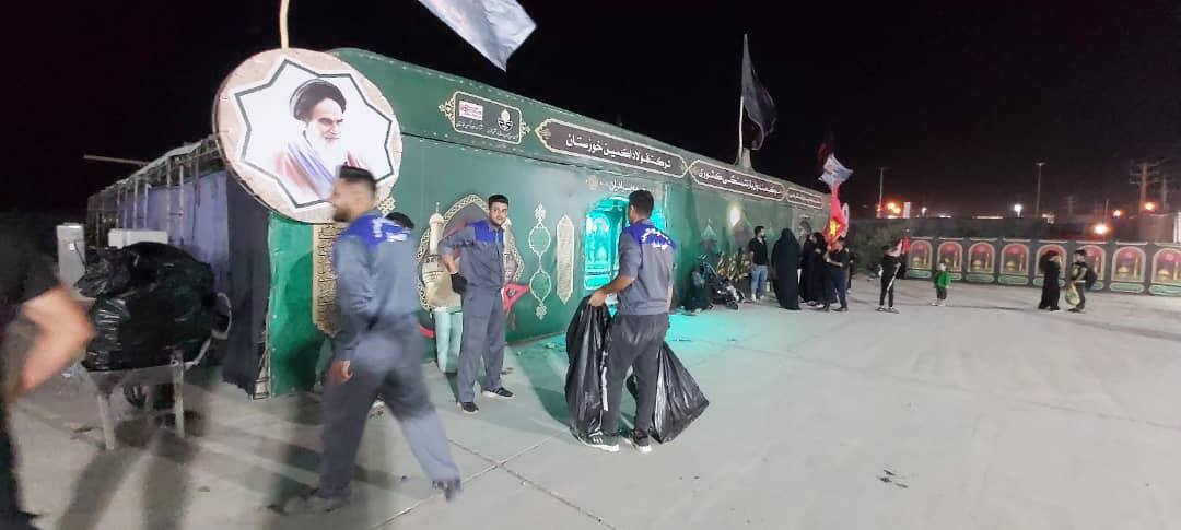 پاکسازی و تنظیف روزانه مرز شلمچه توسط پرسنل شرکت فولاد اکسین خوزستان