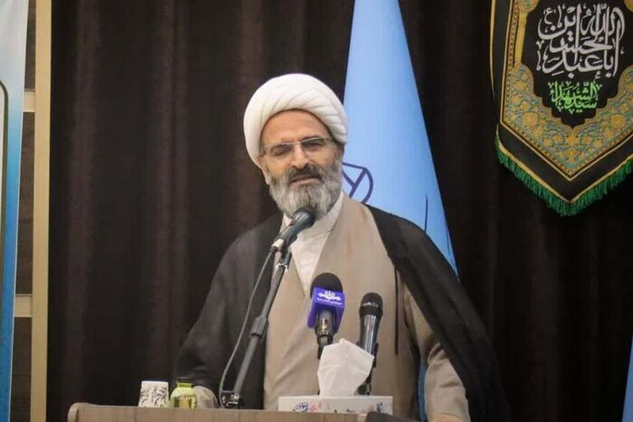 مساله آب و حادثه معدن دامغان نیاز به پیگیری قضایی دارد