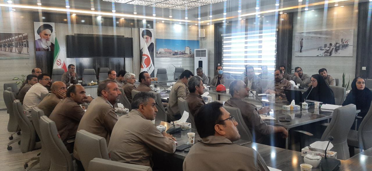 جلسه هم‌اندیشی و کارگاه آموزشی در راستای استقرار سیستم‌های ۵S در محل شرکت آلومینای ایران برگزار گردید