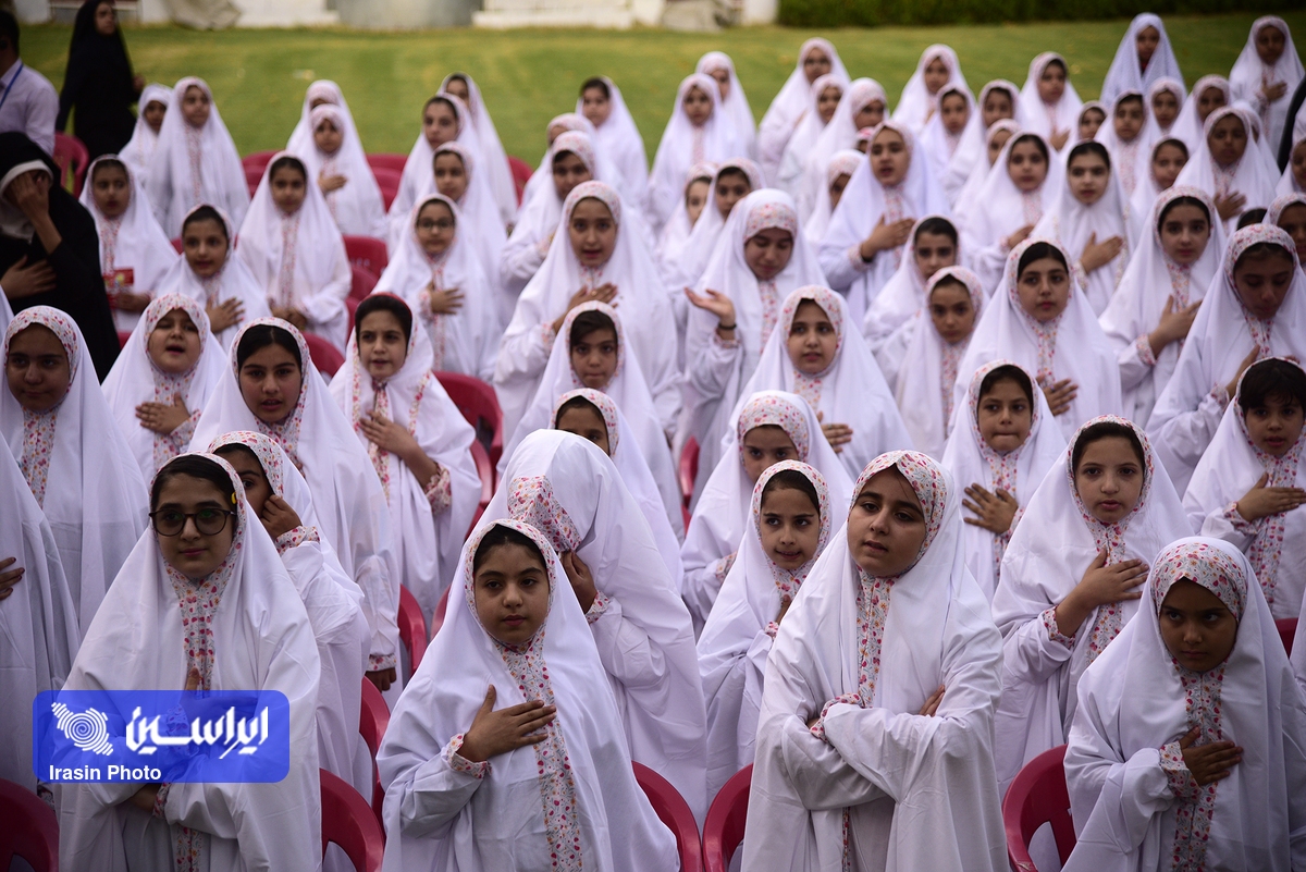 مراسم جشن تکلیف دختران کارکنان فولاد مبارکه برگزار شد