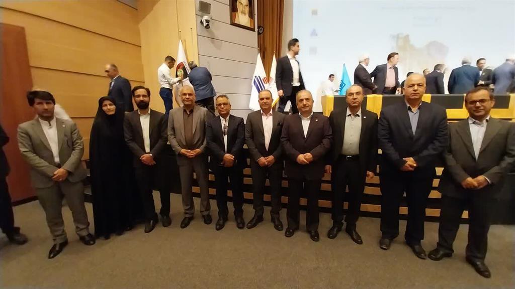 معاون بهره برداری ذوب آهن اصفهان مدیر برگزیده بخش دولتی شد