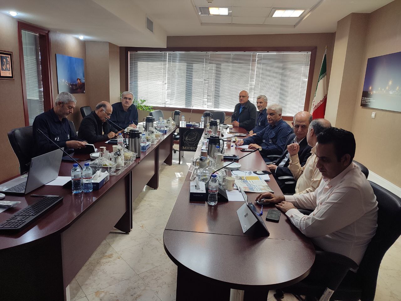 به طور همزمان در تهران، کرمان و اصفهان دویستوسیونهمین جلسه تولید هلدینگ میدکو برگزار شد به طور همزمان در تهران، کرمان و اصفهان دویستوسیونهمین جلسه تولید هلدینگ میدکو برگزار شد
