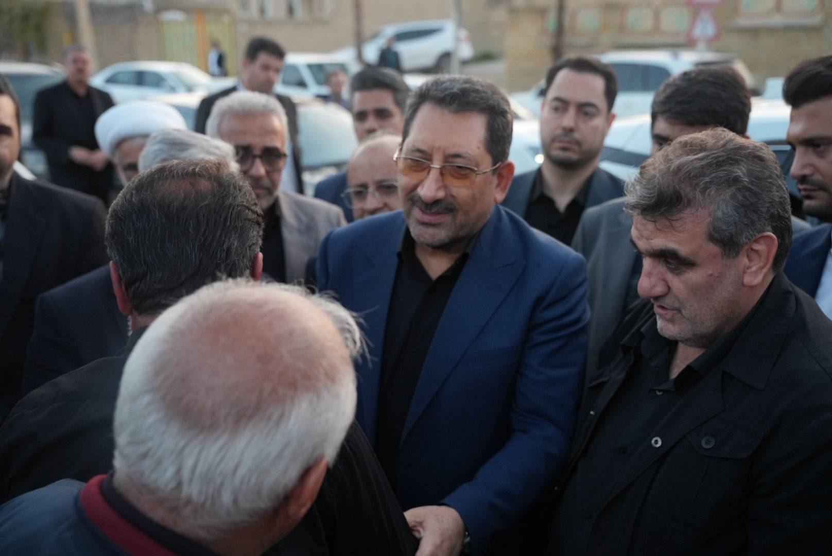 دیدار وزیر صمت با خانواده درگذشتگان معدن مهماندویه