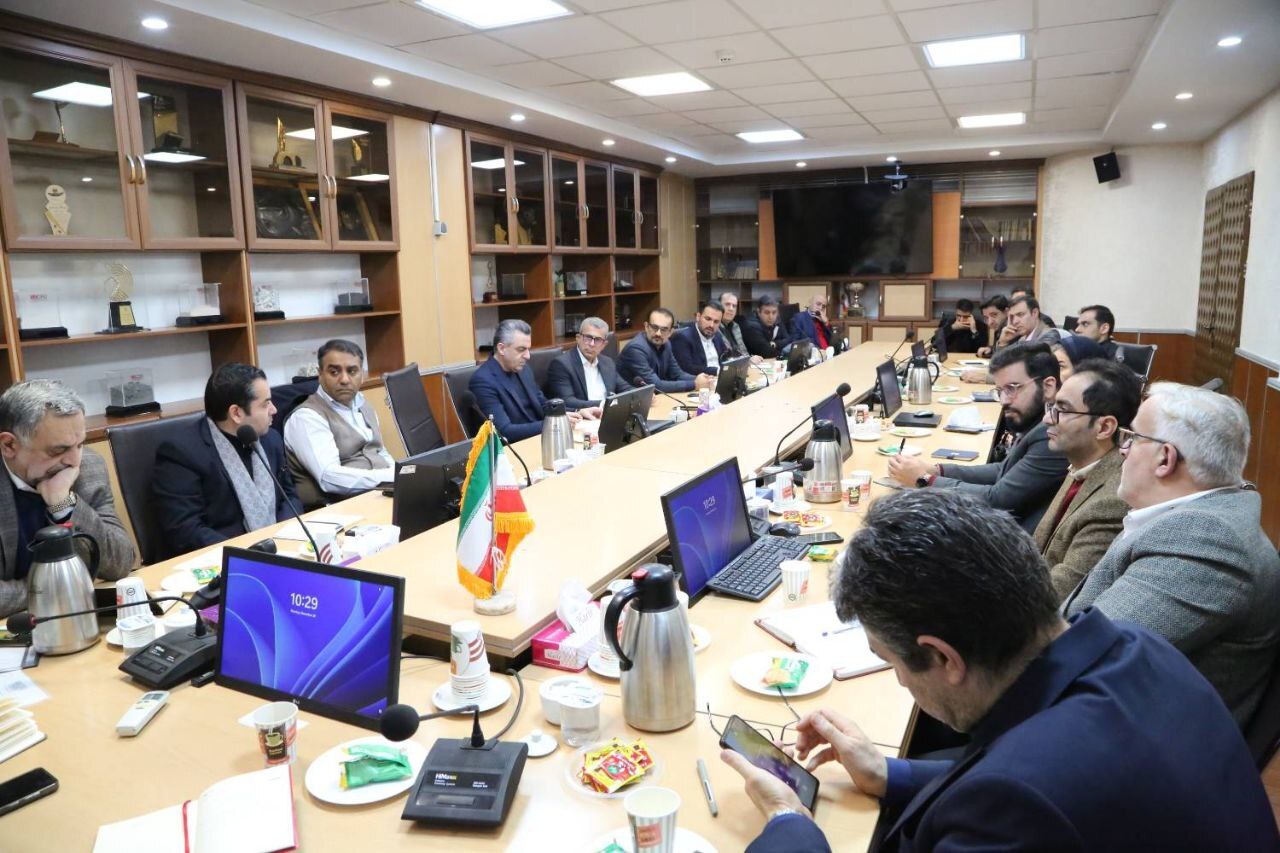 صندوق توسعه ملی و ایمیدرو به دنبال شکلدهی بازار انرژیهای تجدیدپذیر در بخش معدن صندوق توسعه ملی و ایمیدرو به دنبال شکلدهی بازار انرژیهای تجدیدپذیر در بخش معدن