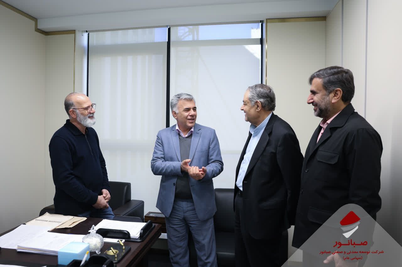 بازدید مدیرعامل صبانور از شرکت معدن‌کار باختر