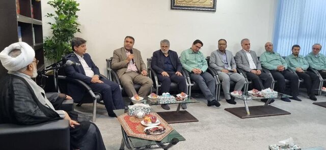 سرمایه‌گذاری فولادی، گامی برای رفع بیکاری جوانان است