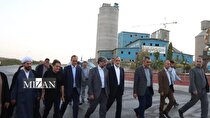 رئیس کل دادگستری آذربایجان غربی و دادستان مرکز استان از کارخانه سیمان خوی بازدید کردند