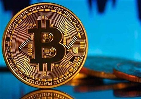 کاهش قیمت بیت‌کوین تا ۱۰۲ هزار دلار