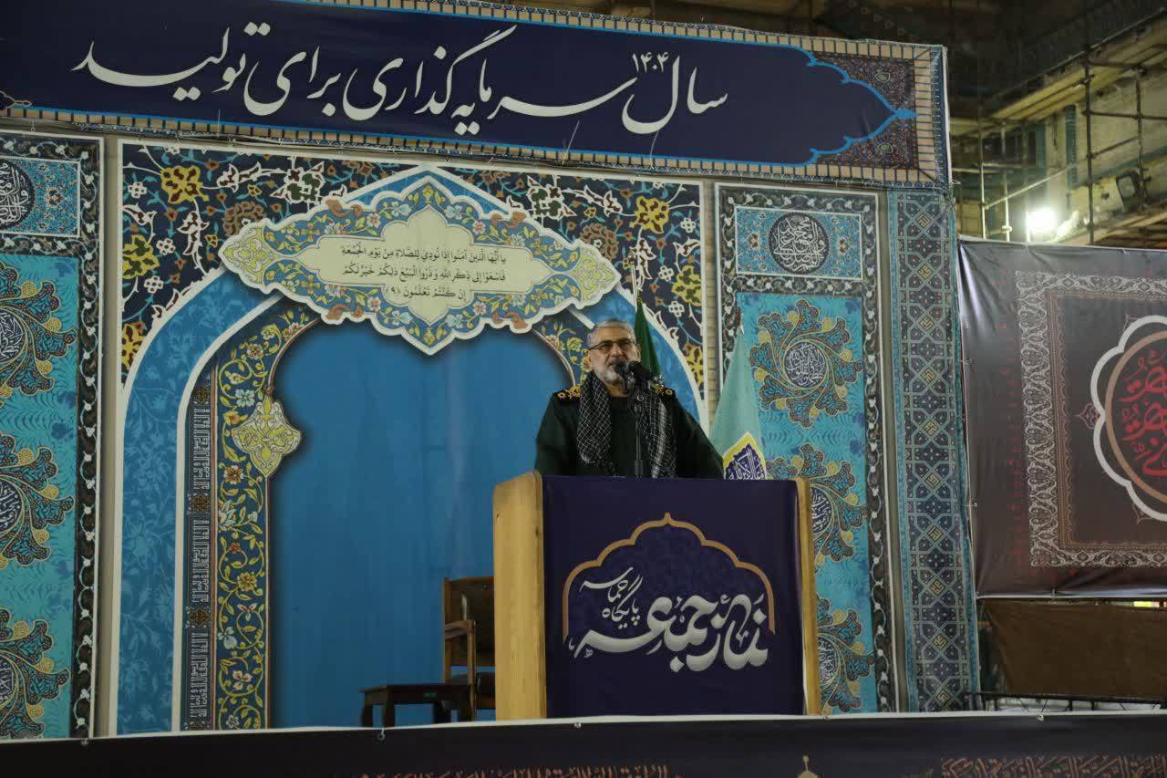 حضور پر شور بسیجیان گروه فولاد خوزستان در نماز جمعه اهواز
