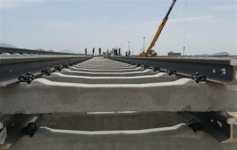 با ریل ذوب آهن اصفهان، خاش به ایرانشهر می‌رسد