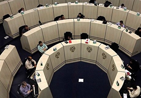 واگرایی شاخص‌های بورس وارد چهارمین روز شد