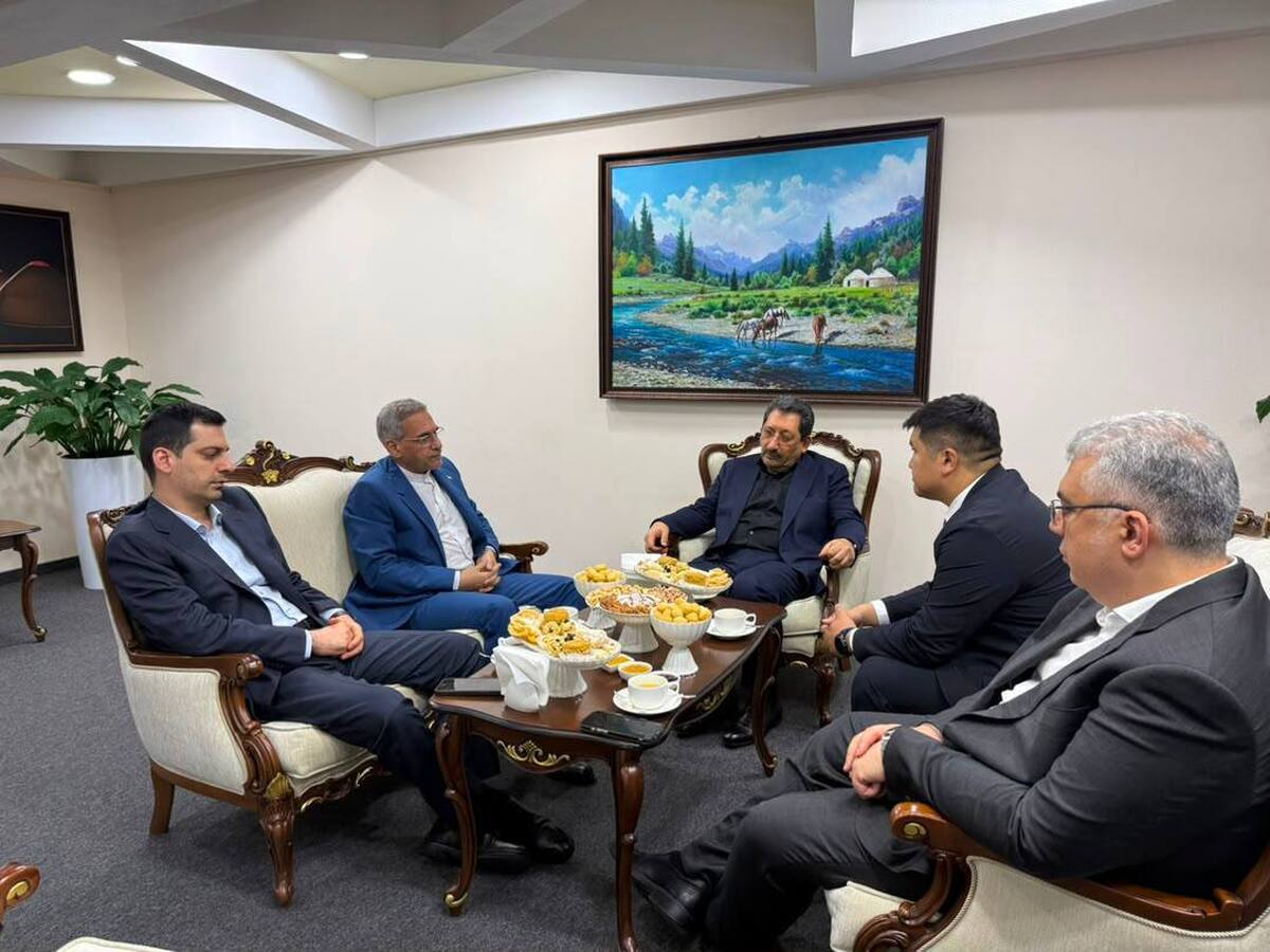 وزیر صمت وارد قرقیزستان شد