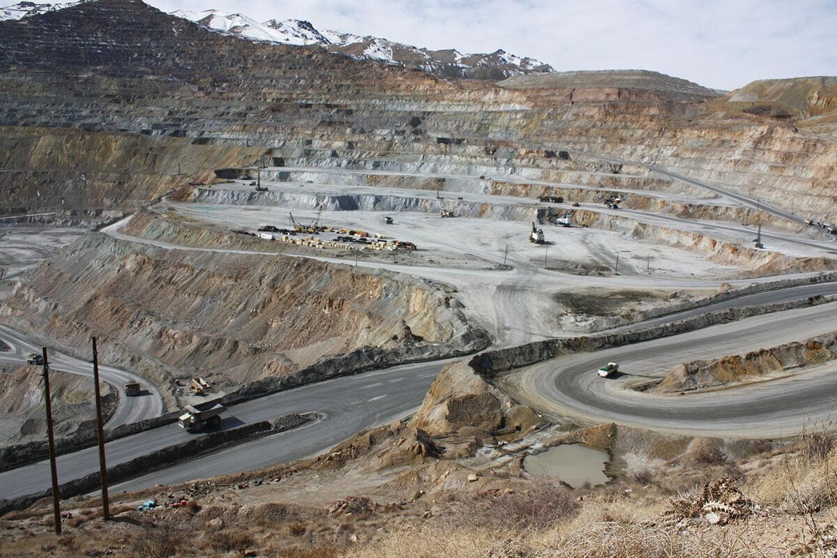 چرا ایران غول معدنی ندارد؟