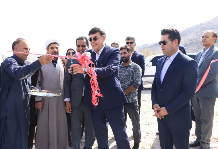 افتتاح نخستین کارخانه کرومیت فاریاب با سرمایهگذاری ۵۰۰ میلیارد تومانی افتتاح نخستین کارخانه کرومیت فاریاب با سرمایهگذاری ۵۰۰ میلیارد تومانی