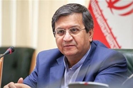 بانک مرکزی به موقع و با قدرت در بازار ارز مداخله می‌کند