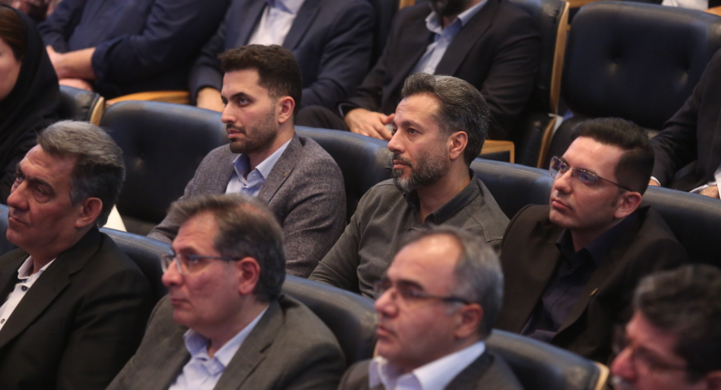 الگوی عبور فولاد مبارکه از بحران به بازسازی هوشمند/ روایت مدیرعامل از خط قرمز صیانت از ۳۰ هزار نیروی انسانی، تخلیه ۱۴ دقیقهای کارخانه و بازسازی بدون تعدیل نیرو الگوی عبور فولاد مبارکه از بحران به بازسازی هوشمند/ روایت مدیرعامل از خط قرمز صیانت از ۳۰ هزار نیروی انسانی، تخلیه ۱۴ دقیقهای کارخانه و بازسازی بدون تعدیل نیرو