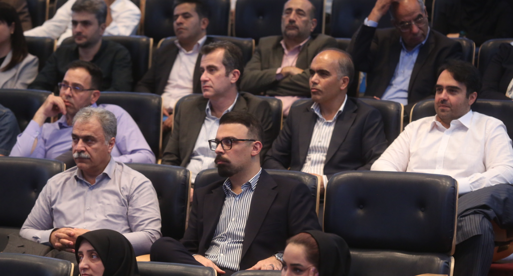 الگوی عبور فولاد مبارکه از بحران به بازسازی هوشمند/ روایت مدیرعامل از خط قرمز صیانت از ۳۰ هزار نیروی انسانی، تخلیه ۱۴ دقیقهای کارخانه و بازسازی بدون تعدیل نیرو الگوی عبور فولاد مبارکه از بحران به بازسازی هوشمند/ روایت مدیرعامل از خط قرمز صیانت از ۳۰ هزار نیروی انسانی، تخلیه ۱۴ دقیقهای کارخانه و بازسازی بدون تعدیل نیرو