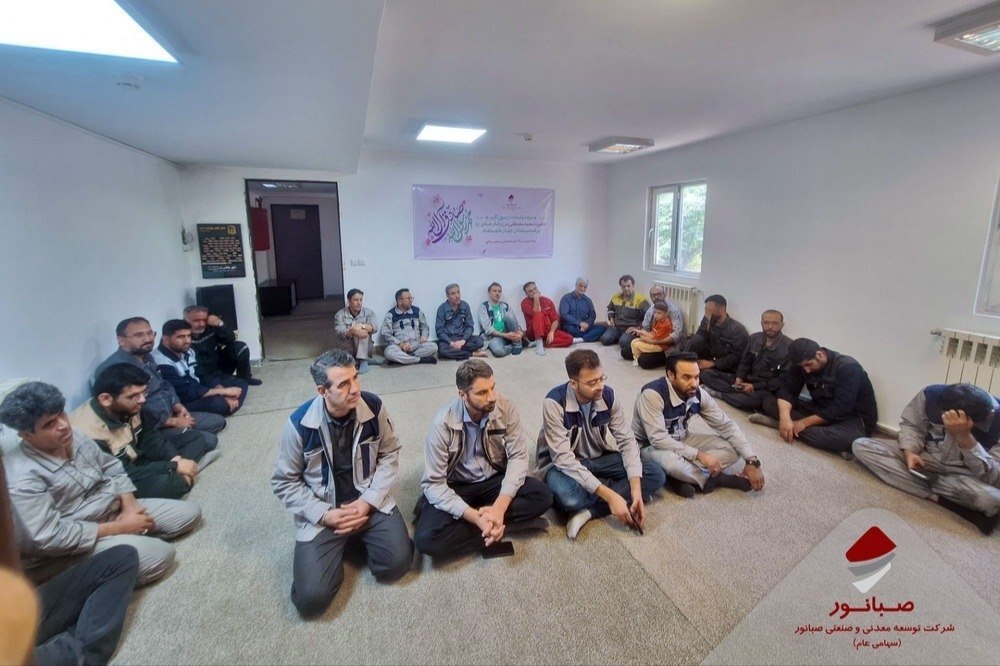 برگزاری جشن هفته وحدت و میلاد پیامبر اکرم (ص) و امام جعفر صادق (ع) در مجتمع اسدآباد صبانور