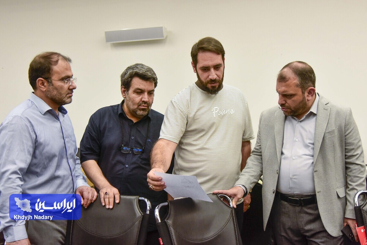 پیوند هنر و صنعت در خط مقدم بازسازی فولاد مبارکه